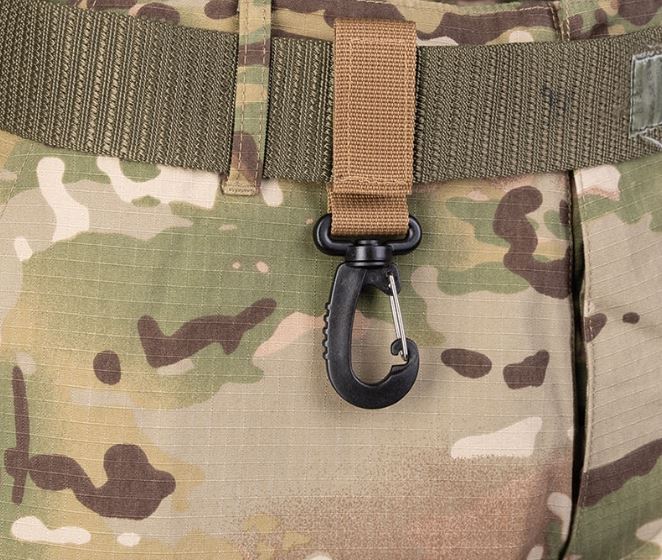 Mil-tec Karabinhage i bæltestrop