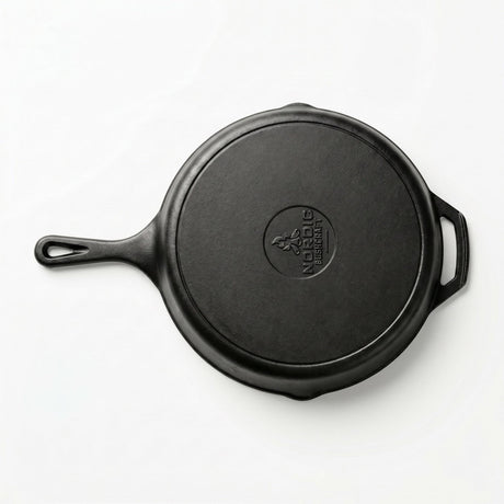 Nordic Bushcraft - Cast Iron Skillet (30 cm) fra Nordic Bushcraft - billede nr. 2 hos GrejFreak.dk