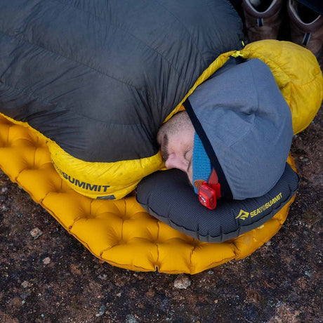 Sea to Summit - Aeros Ultralight Regular Hovedpude // Beluga fra Sea to Summit - billede nr. 8 hos GrejFreak.dk