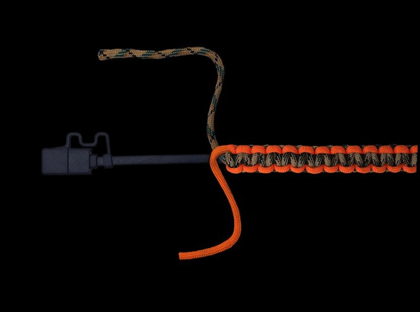 Survival Paracord opladekabel