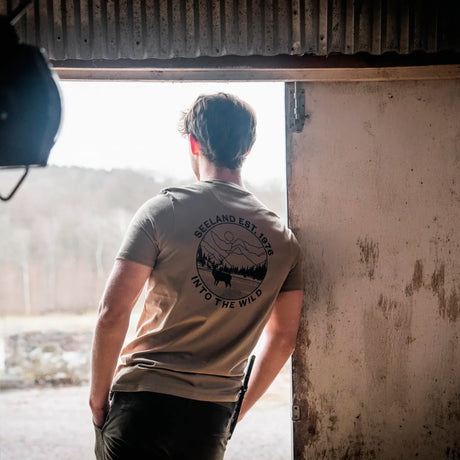 Seeland - Hunting Landscape T-shirt // Covert Green-3-XtraGrej