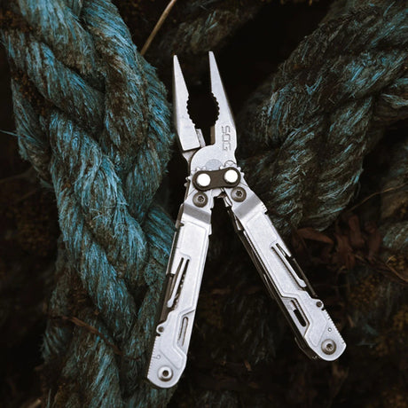 SOG Knives - PowerPint Multi-Tool // Stål-9-XtraGrej
